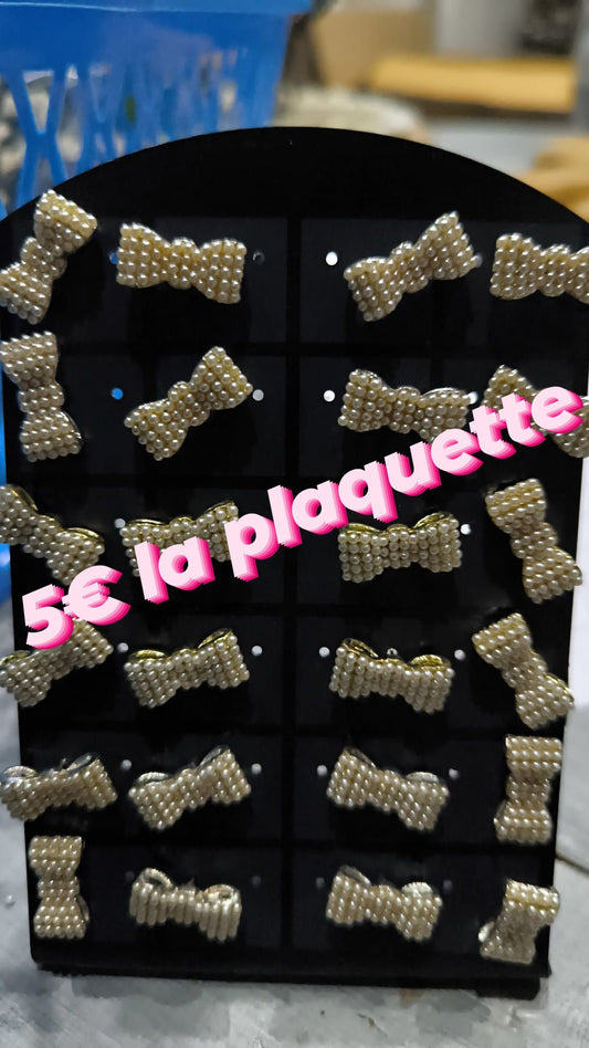 Lot de 12 paires de boucles d'oreilles "noeuds" - 14E