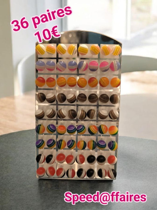 Lot de 36 paires de boucles d'oreilles - 17D