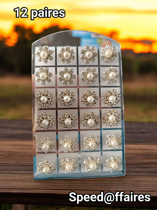 Lot de 12 paires de boucles d'oreilles "fleur" - 34J