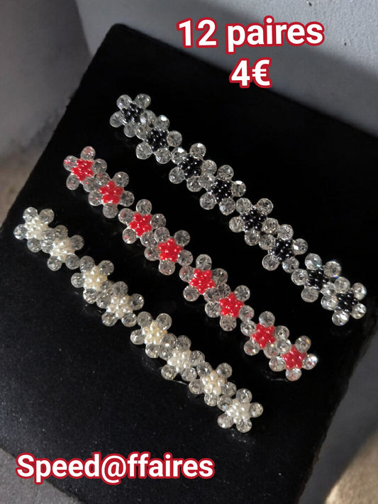 Lot de 12 paires de boucles d'oreilles "fleurs 2" - 34X