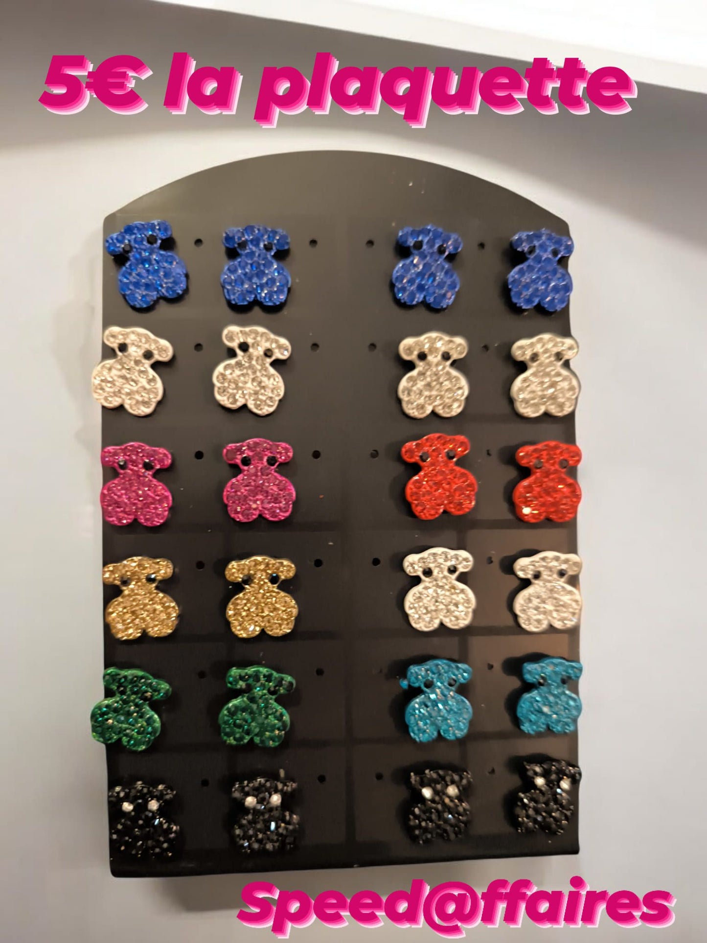 Lot de 12 paires de boucles d'oreilles - 40A