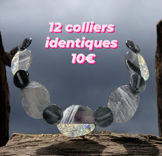 Lot de 12 colliers - 45E