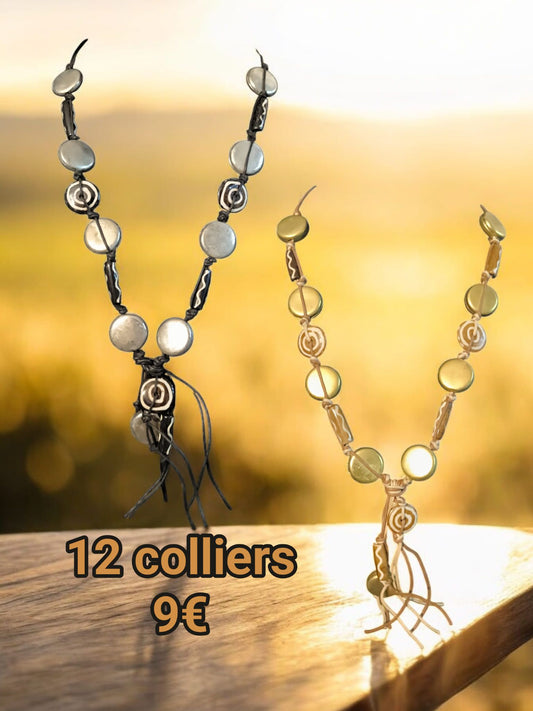 Lot de 12 colliers - 53D