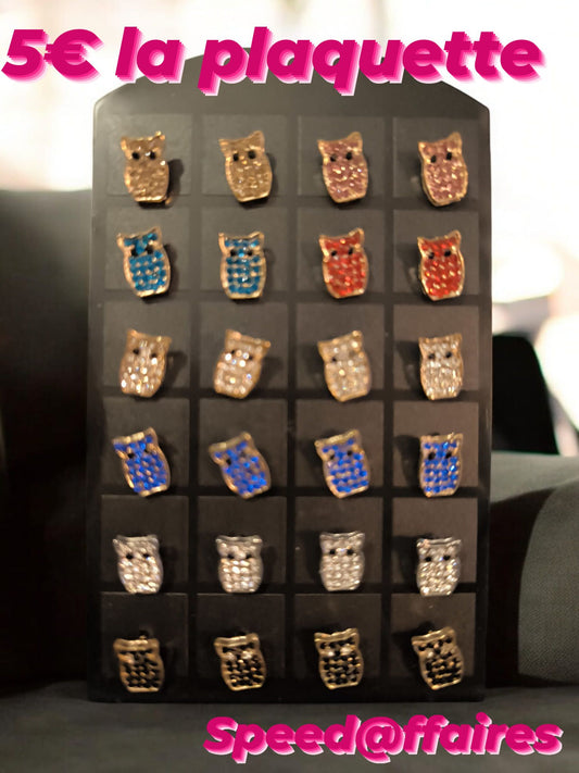 Plaquette de 12 paires de boucles d'oreilles - 40S